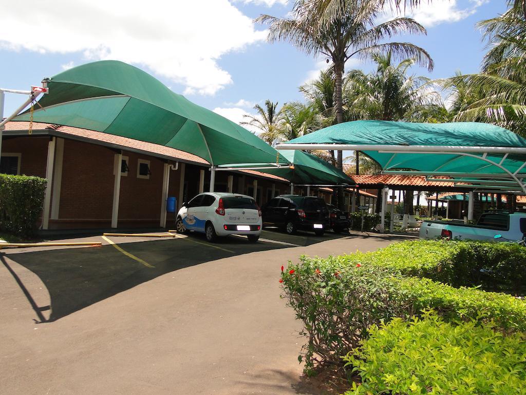 Hotel Pousada Vale Do Sol Em Pompéia מראה חיצוני תמונה