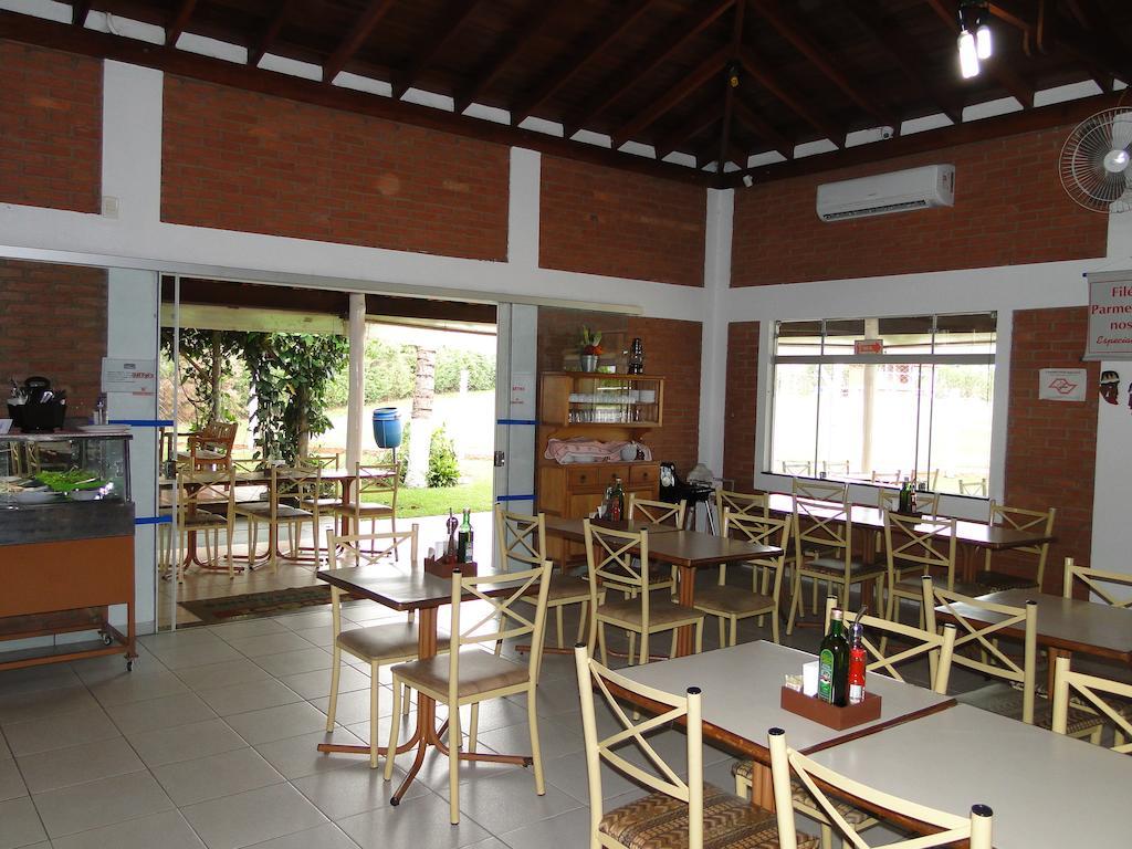 Hotel Pousada Vale Do Sol Em Pompéia מראה חיצוני תמונה