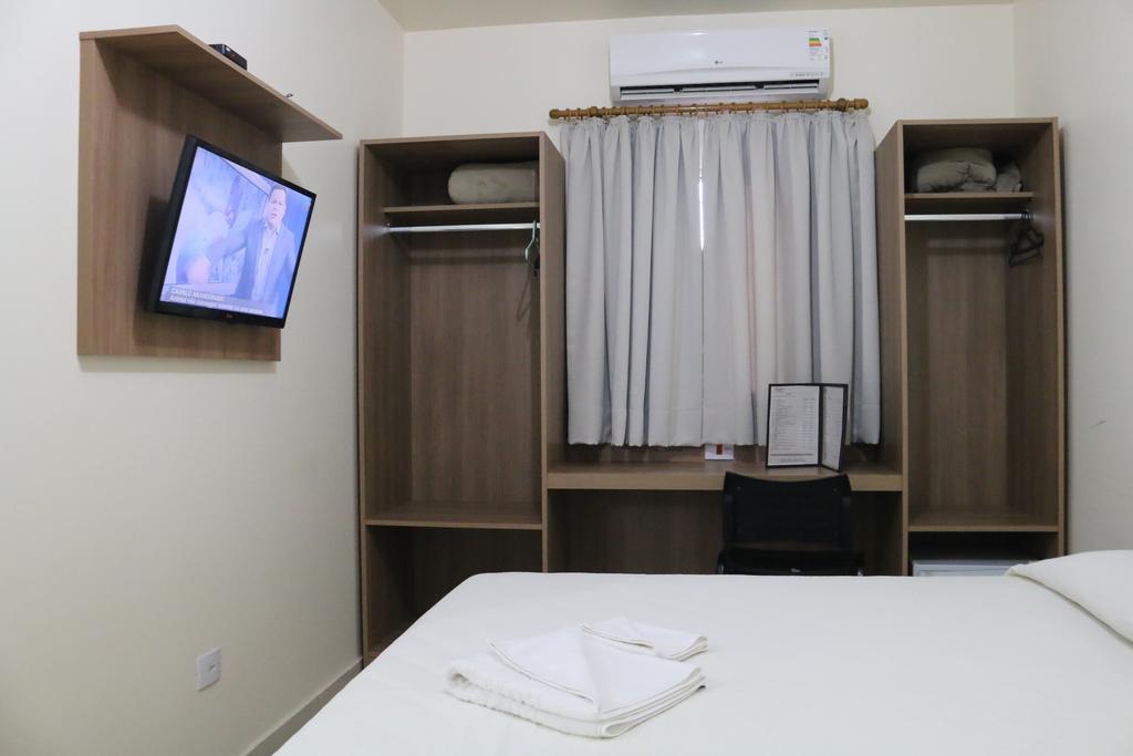 Hotel Pousada Vale Do Sol Em Pompéia מראה חיצוני תמונה
