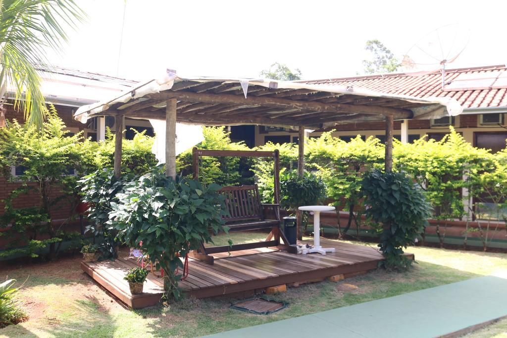 Hotel Pousada Vale Do Sol Em Pompéia מראה חיצוני תמונה