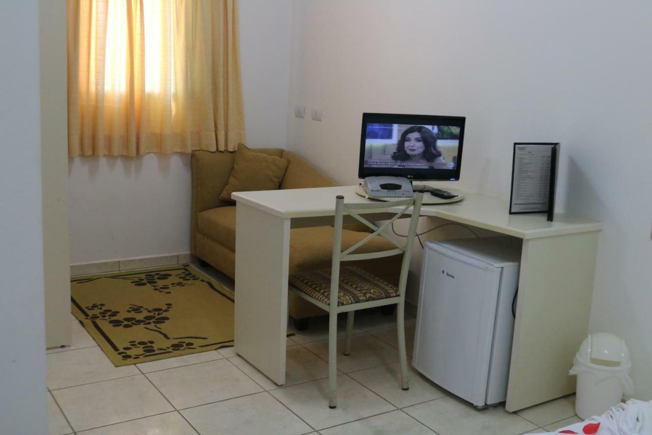 Hotel Pousada Vale Do Sol Em Pompéia מראה חיצוני תמונה