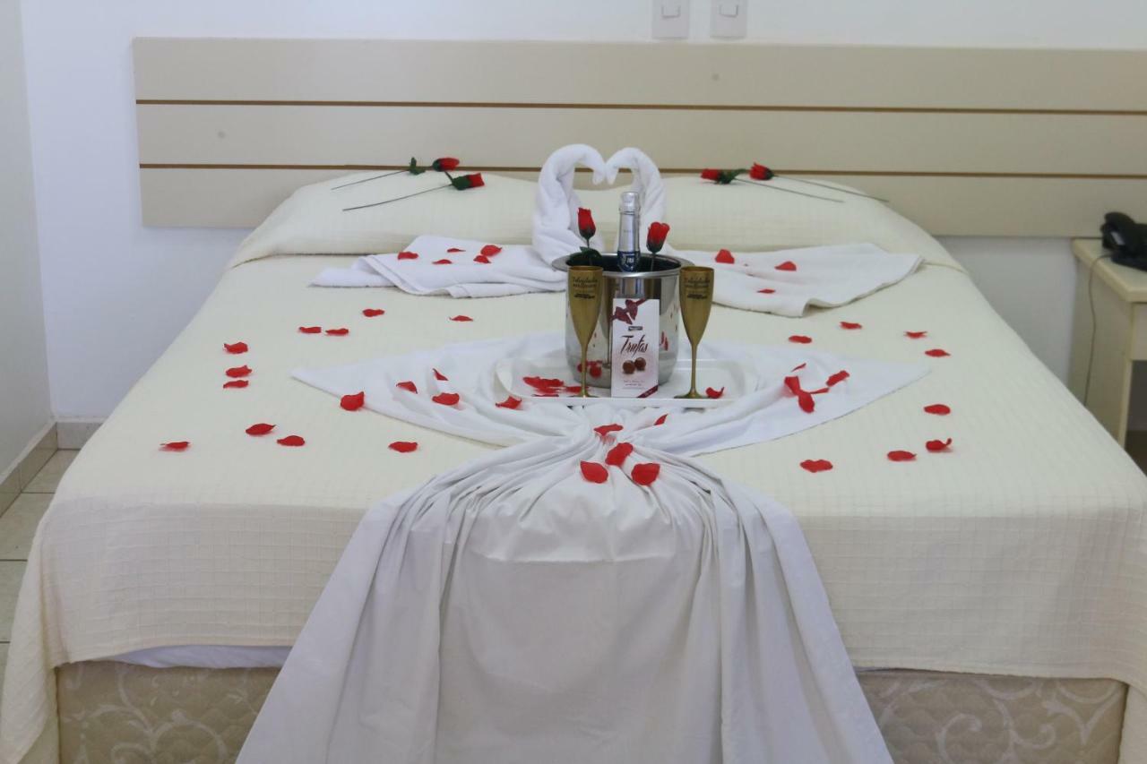 Hotel Pousada Vale Do Sol Em Pompéia מראה חיצוני תמונה