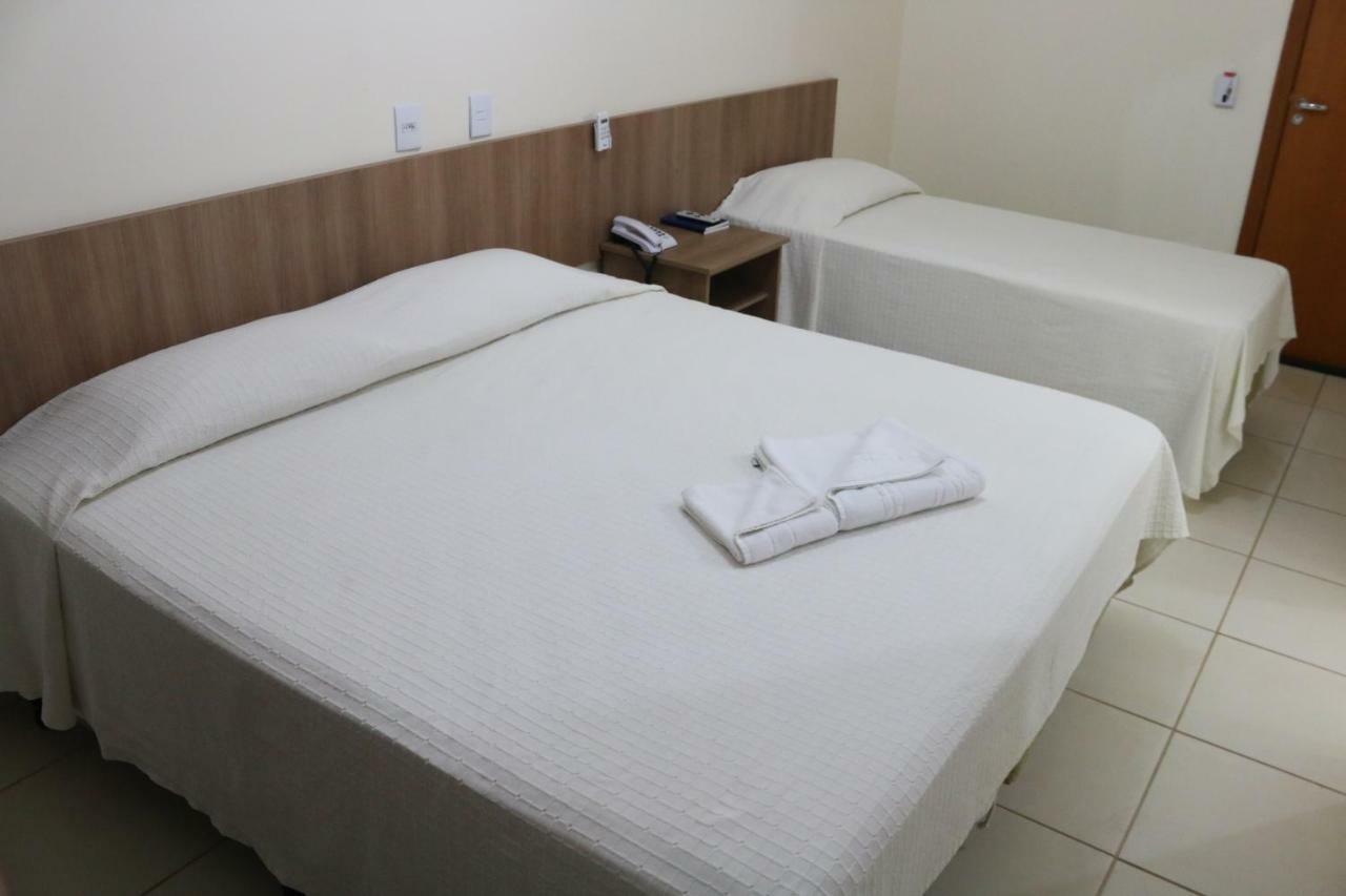 Hotel Pousada Vale Do Sol Em Pompéia מראה חיצוני תמונה
